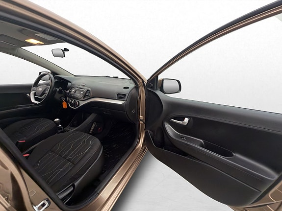 Kia Picanto 12 of 21