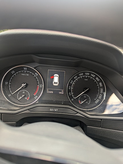 Skoda Superb 6 of 6