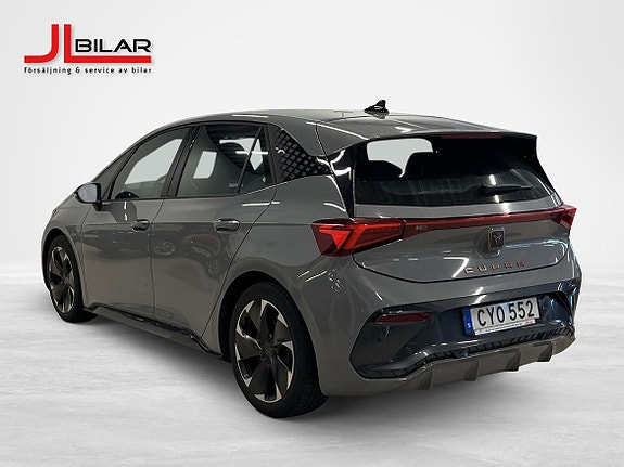 Cupra Born 5 of 11