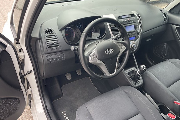 Hyundai ix20 7 of 15