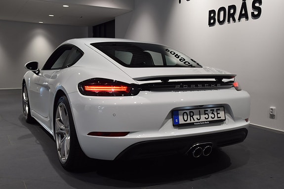 Porsche 718 14 of 16