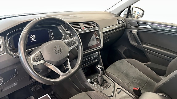 Volkswagen Tiguan 7 of 12