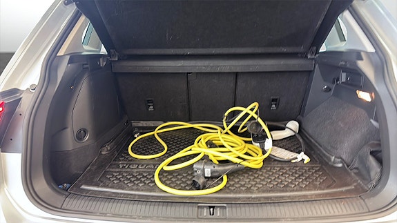Volkswagen Tiguan 12 of 12