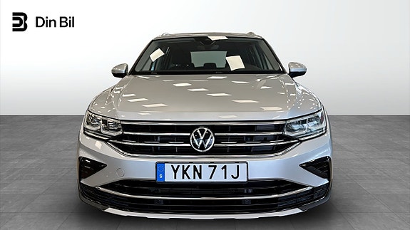 Volkswagen Tiguan 4 of 12