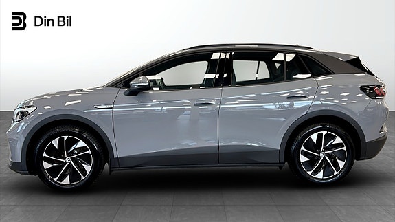 Volkswagen ID.4 2 of 12