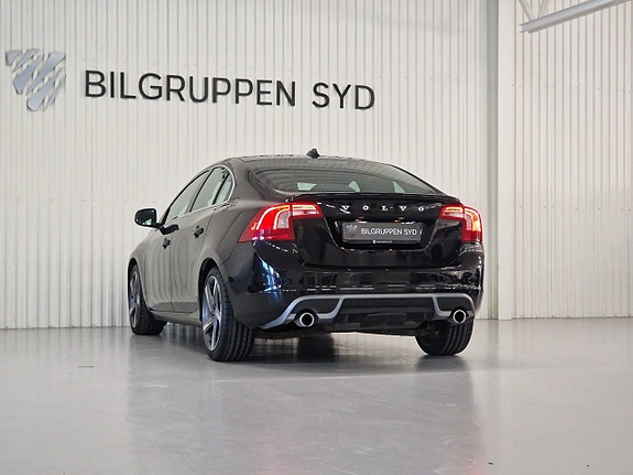 Volvo S60 7 of 19
