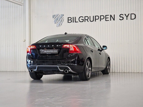 Volvo S60 5 of 19