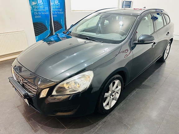 Volvo V60 6 of 16