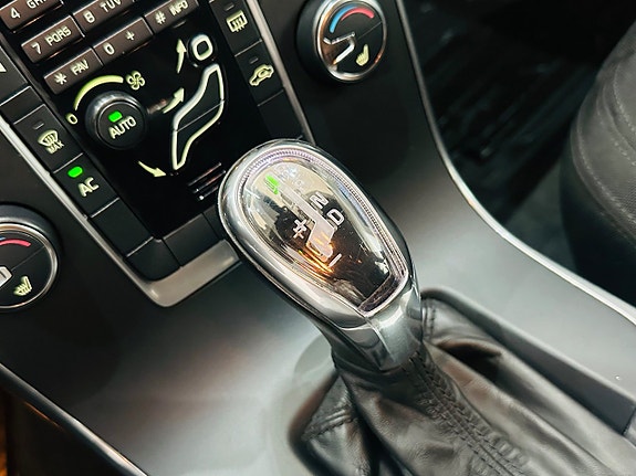 Volvo V60 16 of 16