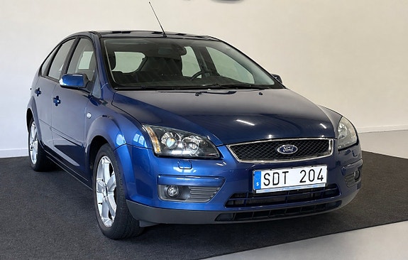 Ford Focus 3 of 9