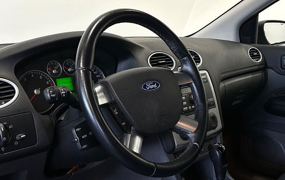 Ford Focus 5 of 9