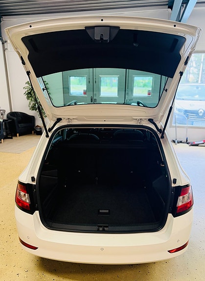Skoda Fabia 7 of 19