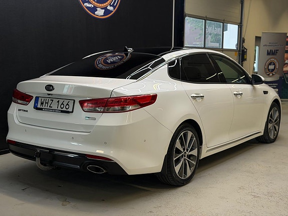 Kia Optima 22 of 24