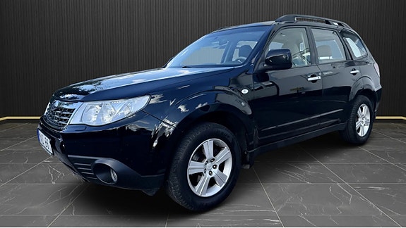Subaru Forester 2 of 9