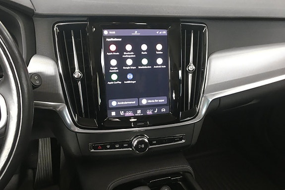 Volvo V90 10 of 12