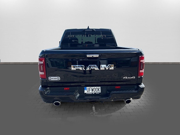 Dodge RAM 1500 5 of 19