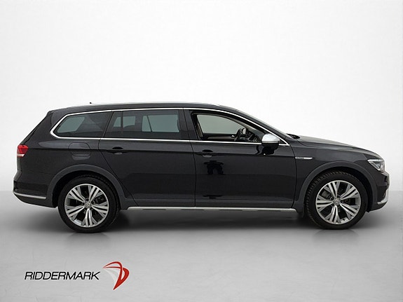 Volkswagen Passat Alltrack 9 of 30