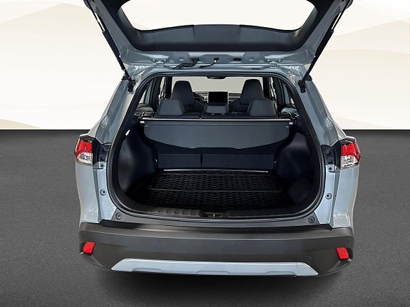 Toyota Corolla Cross 12 of 18