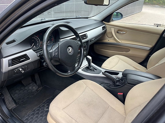 BMW 320d 13 of 23