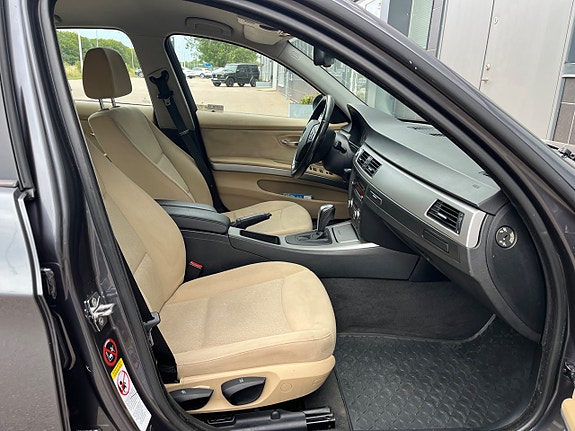 BMW 320d 9 of 23