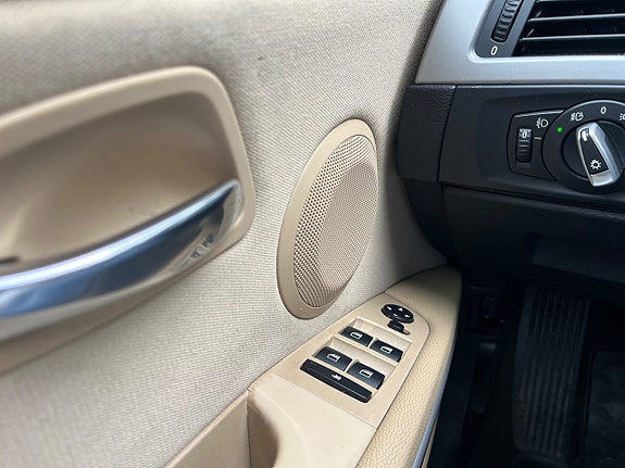 BMW 320d 15 of 23