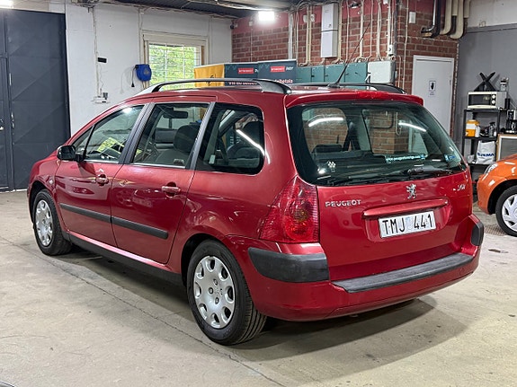 Peugeot 307 4 of 15