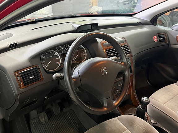 Peugeot 307 15 of 15