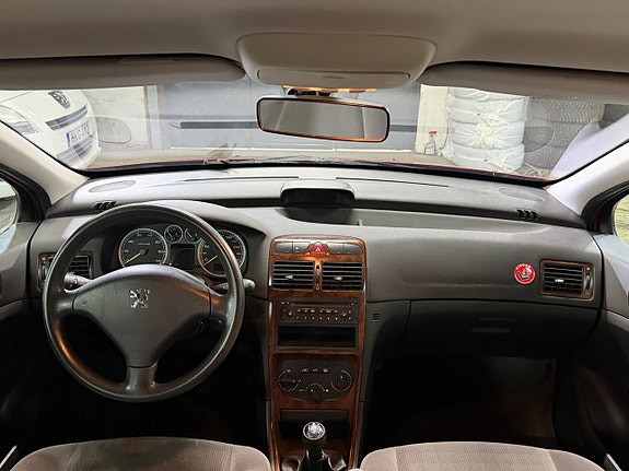 Peugeot 307 12 of 15