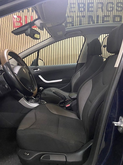Peugeot 308 15 of 15