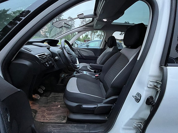 Citroen Grand C4 Picasso 4 of 9
