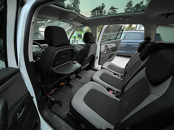 Citroen Grand C4 Picasso 7 of 9