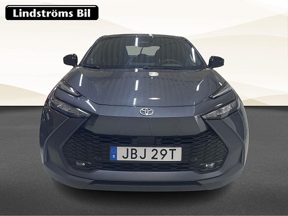 Toyota C-HR 9 of 19