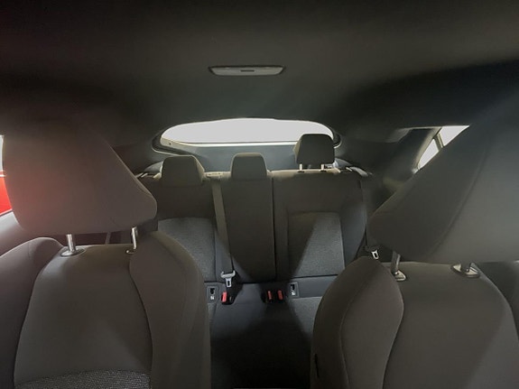 Toyota C-HR 19 of 19