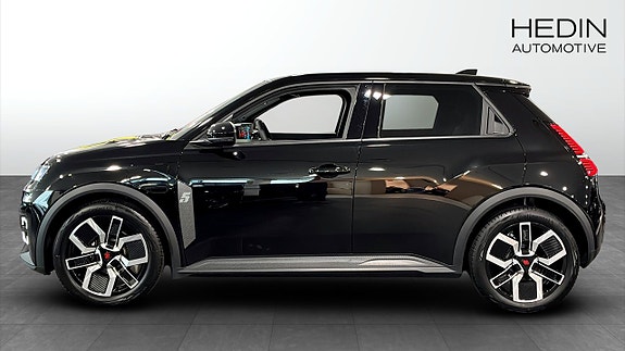 Renault 5 E-Tech 6 of 11