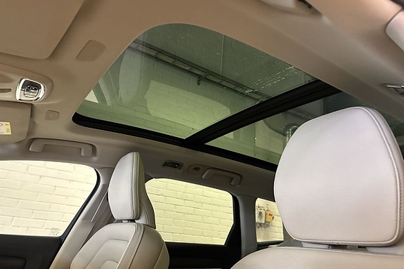 Volvo V90 Cross Country 14 of 25