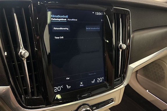 Volvo V90 Cross Country 24 of 25