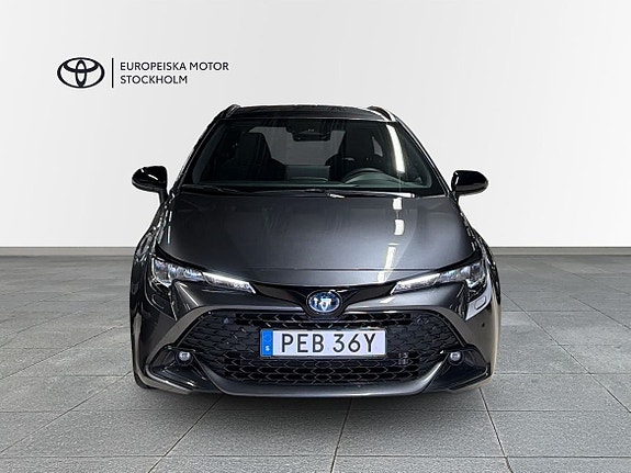 Toyota Corolla 5 of 13