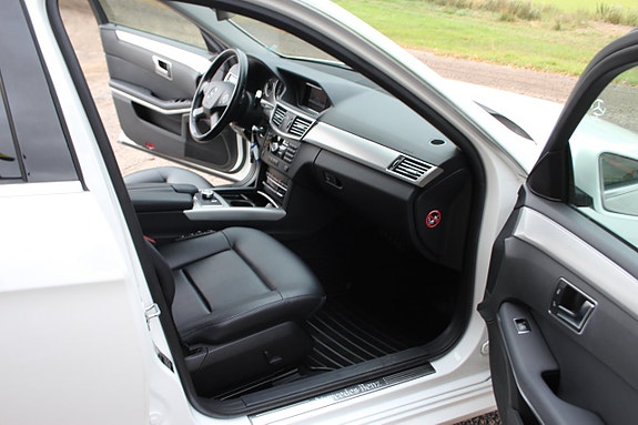 Mercedes-Benz E200 7 of 7