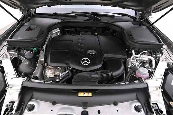 Mercedes-Benz GLC300 de 26 of 27