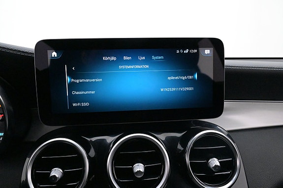 Mercedes-Benz GLC300 de 18 of 27