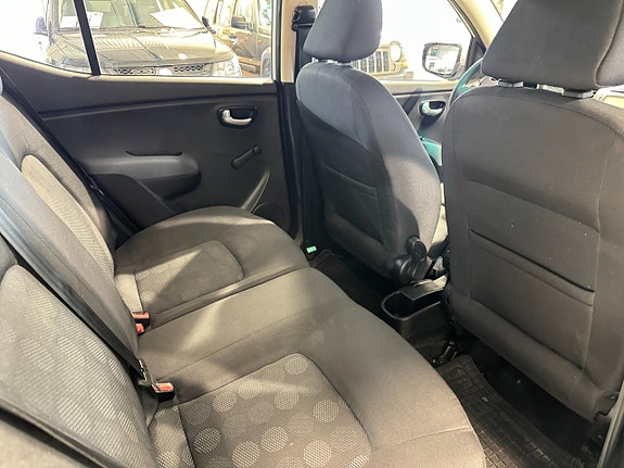 Hyundai i10 10 of 11