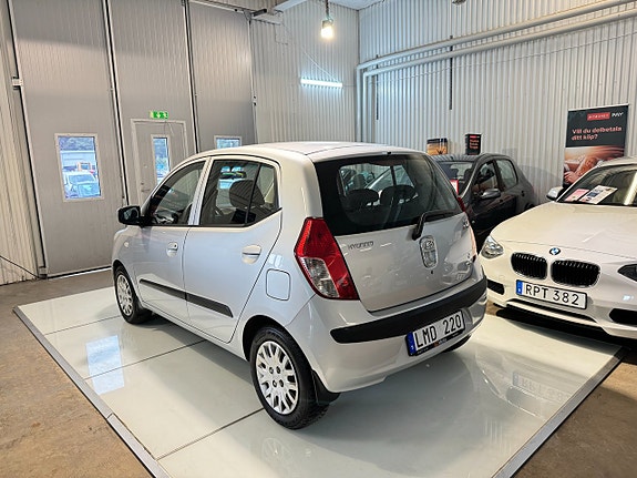 Hyundai i10 5 of 11