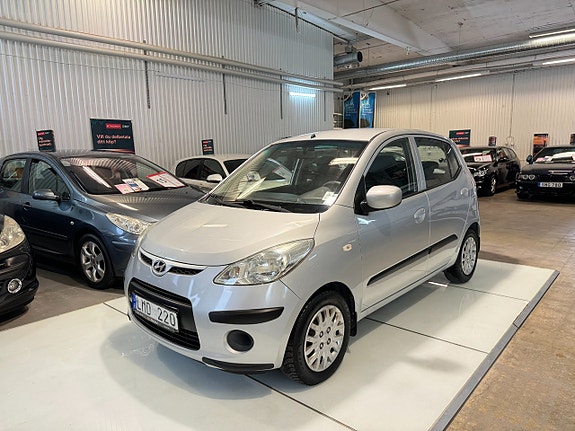Hyundai i10 4 of 11