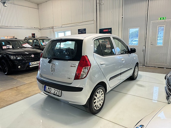 Hyundai i10 6 of 11