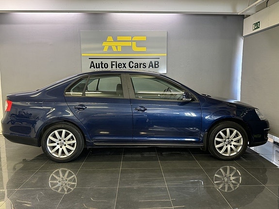 Volkswagen Jetta 6 of 17