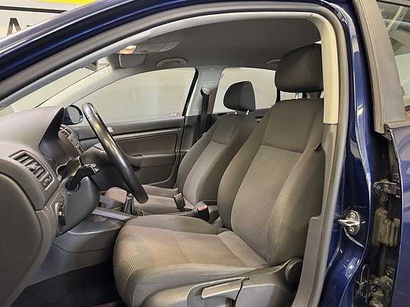 Volkswagen Jetta 7 of 17