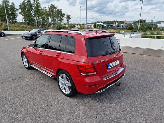 Mercedes-Benz GLK220 4 of 17
