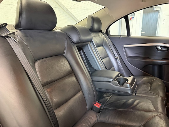 Volvo S80 13 of 27
