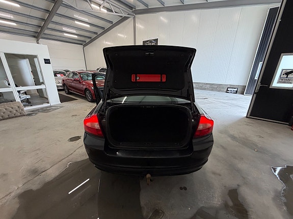 Volvo S80 9 of 27