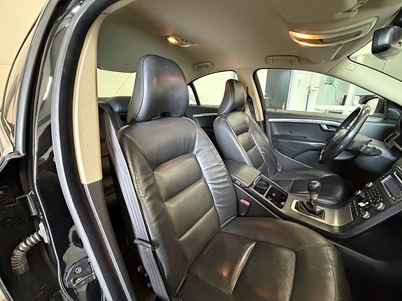 Volvo S80 11 of 27
